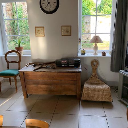 Villa Busset Liages situé dans le Bourbonnais jusqu’à 6 personnes Extérieur photo